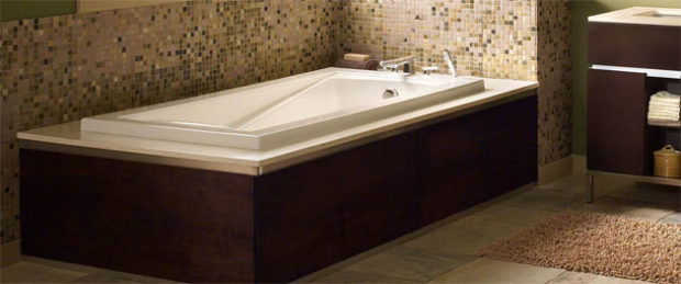 Bathtub Showroom Miami | Walk-In Tubs | Guillen's Plumbing Showroom